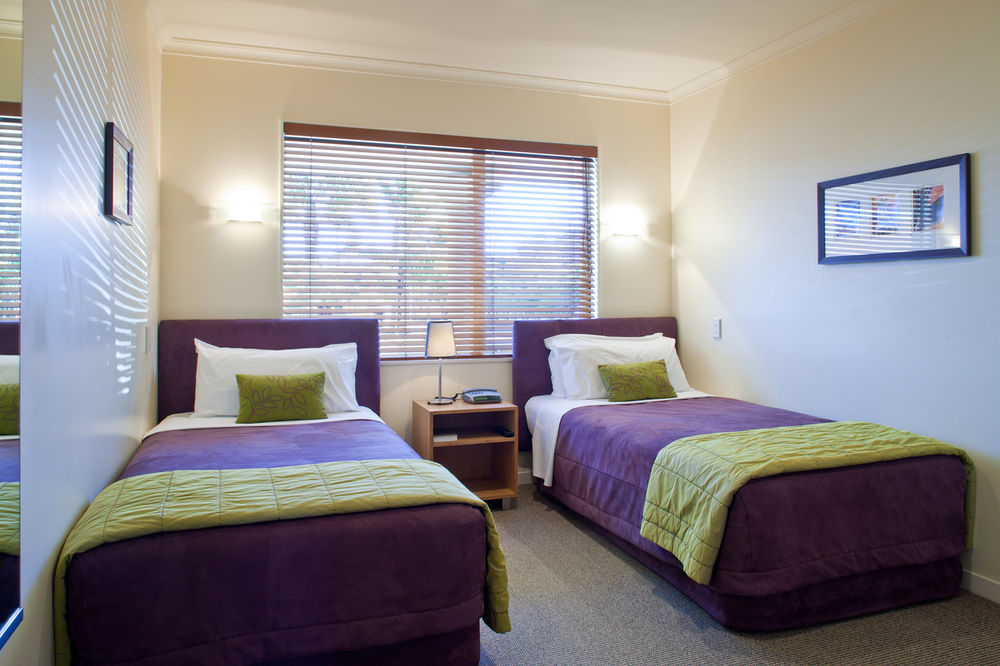 Regal Palms Resort Rotorua Luaran gambar A typical bedroom at the hotel